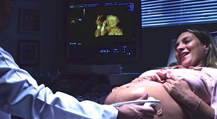 Eine blinde Mutter geht zum Ultraschall: Was der Doktor für sie tut, bringt sie und euch zum Weinen