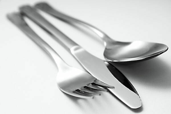 Putze dein Silber: Der einfache Tipp, der Silber in kürzester Zeit zum Strahlen bringt