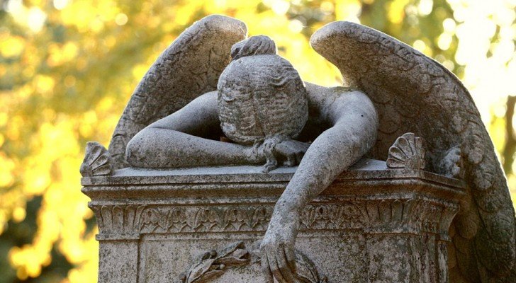 Der Tod bedeutet gar nichts: das schöne Gedicht, das lehrt, wie man den Verlust eines geliebten Menschen überwindet.